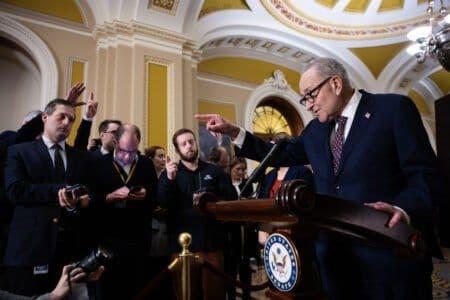 Real estate FTC probe urged by Warren and Booker