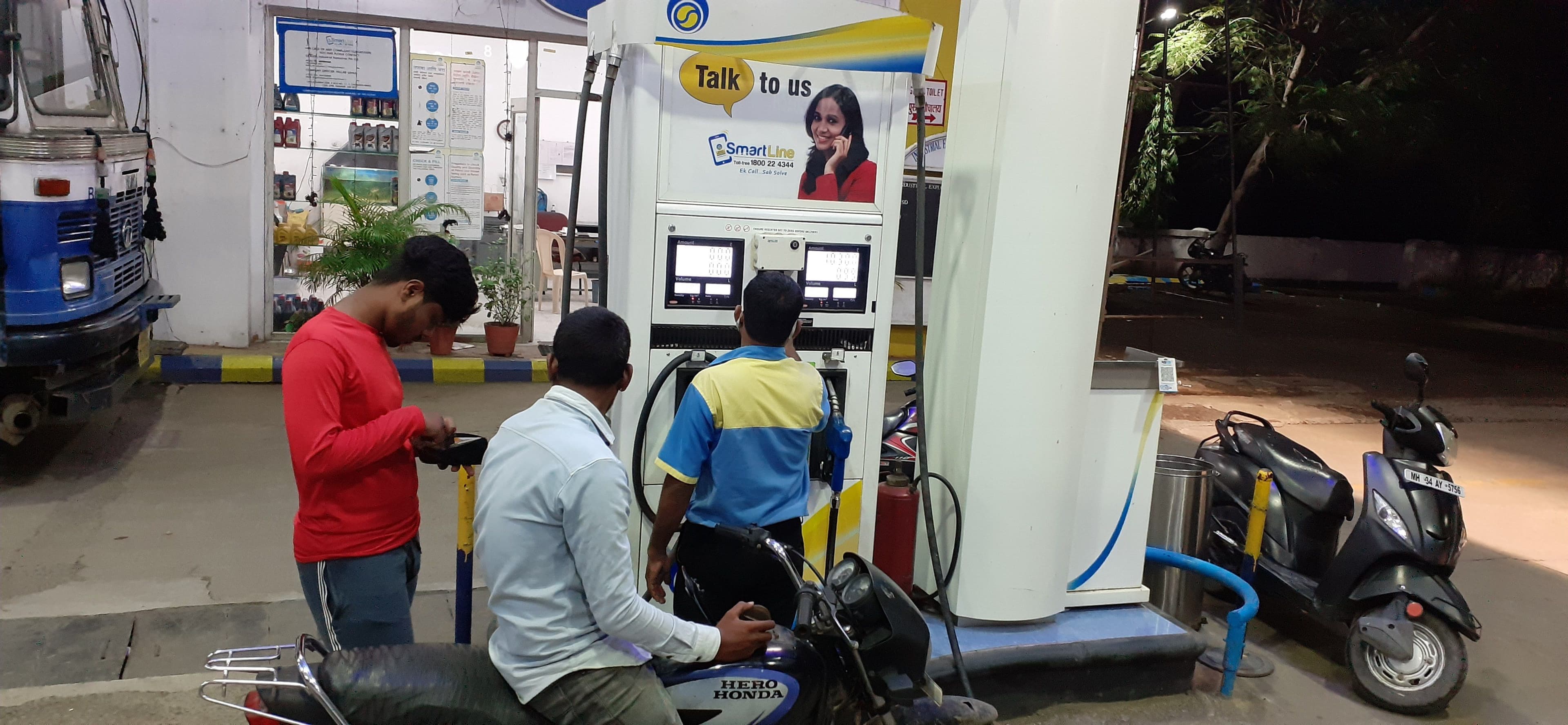 India Fuel Price Hike May Come in November, Says Report