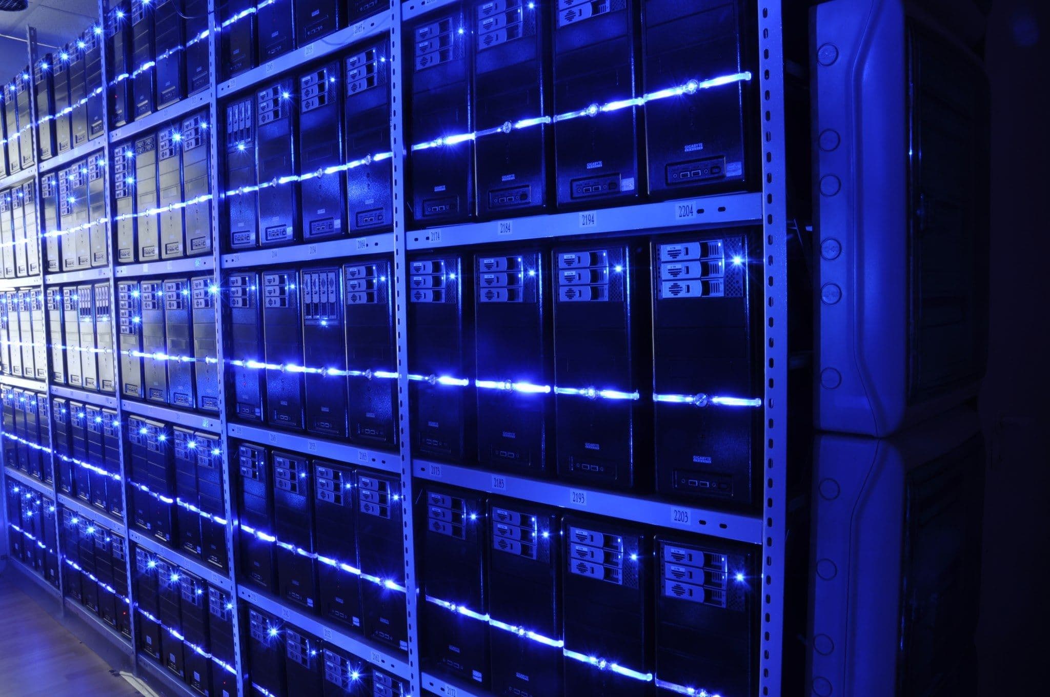 Banks Pull Back as AI Debt Bubble Disconnects From Economic Reality