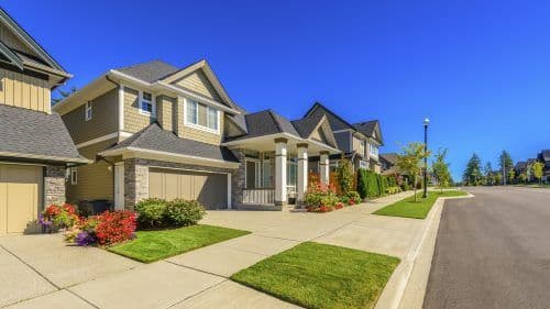US Existing Home Sales Rose in September, but Higher Rates Dim the Outlook